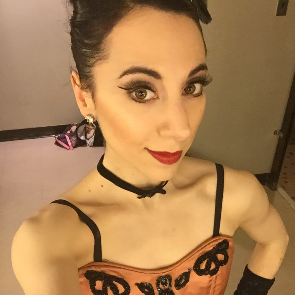 Meet your Posher, Daniella